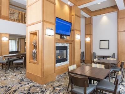 Hotel Homewood By Hilton Indianapolis Airport / Plainfield
